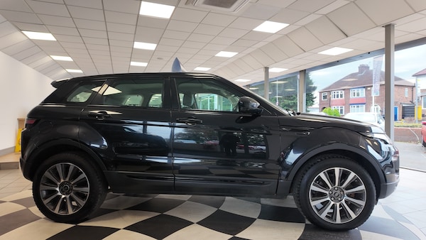 Used Land Rover Range Rover Evoque 2015 for sale - 69028558: Photo 6