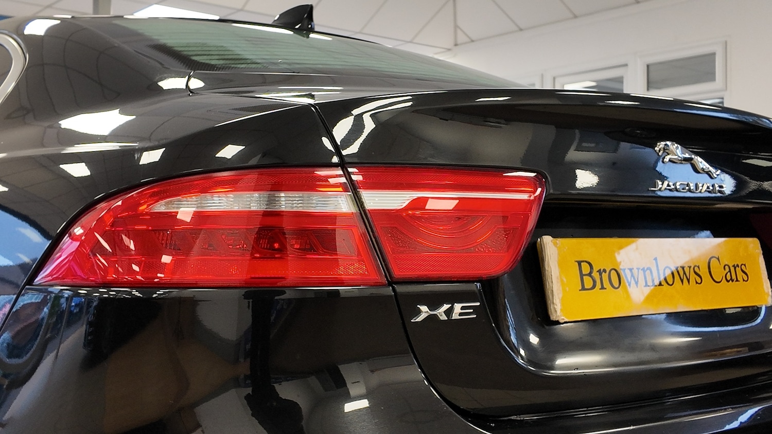 Used Jaguar XE 2017 for sale - 77352191: Photo 32