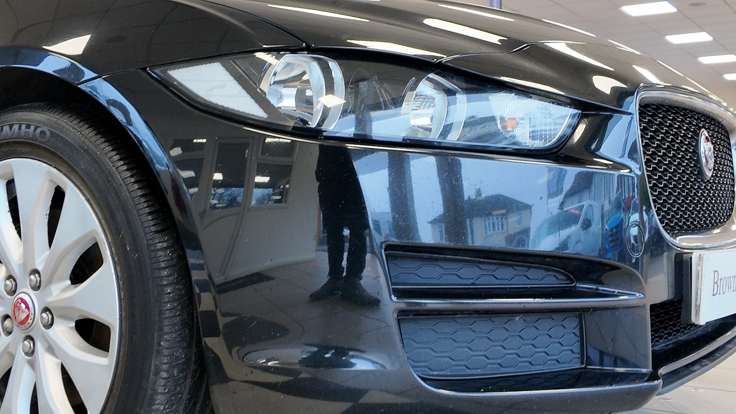 Used Jaguar XE 2017 for sale - 77352191: Photo 8