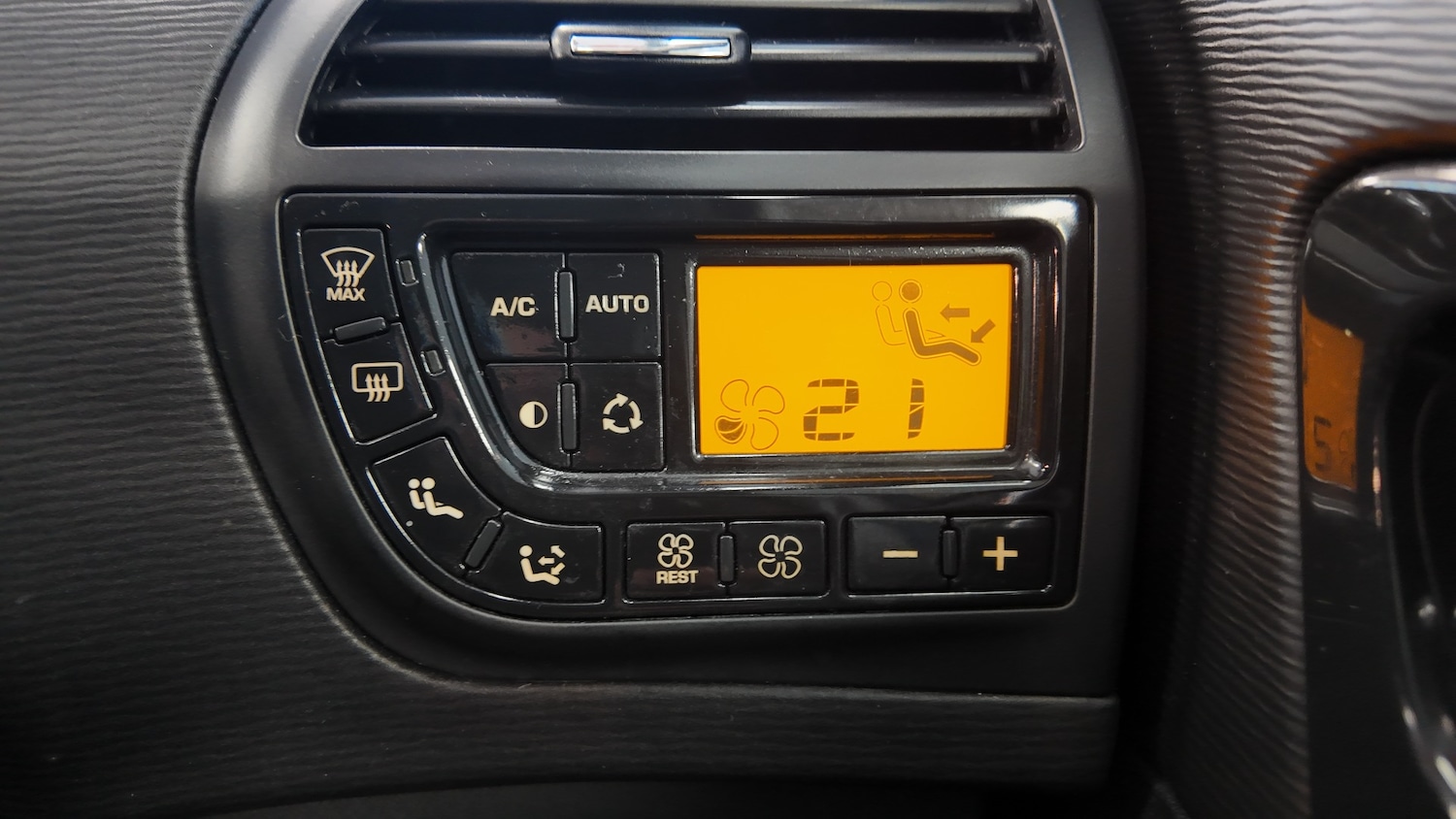 Used Citroen C4 Picasso 2013 for sale - 76734292: Photo 16