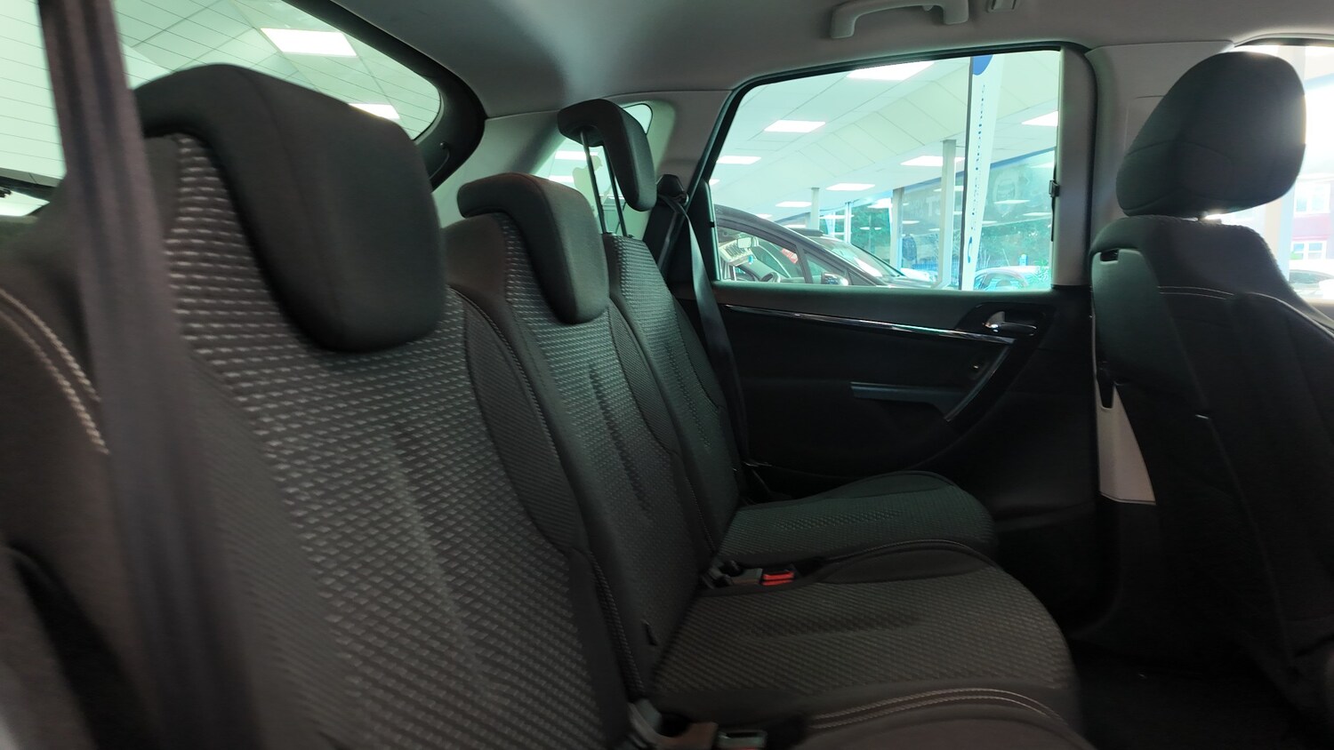 Used Citroen C4 Picasso 2013 for sale - 76734292: Photo 23