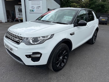Used Land Rover Discovery Sport 2016 for sale - 79047588: Photo