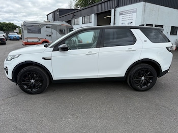 Used Land Rover Discovery Sport 2016 for sale - 79047588: Photo