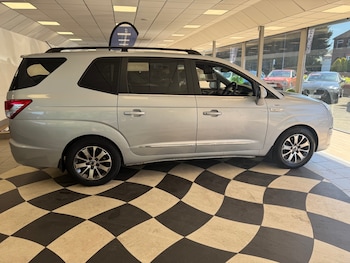 Used Ssangyong Turismo 2016 for sale - 78421026: Photo