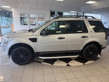 Used Land Rover Freelander 2011 for sale - 77482637: Photo