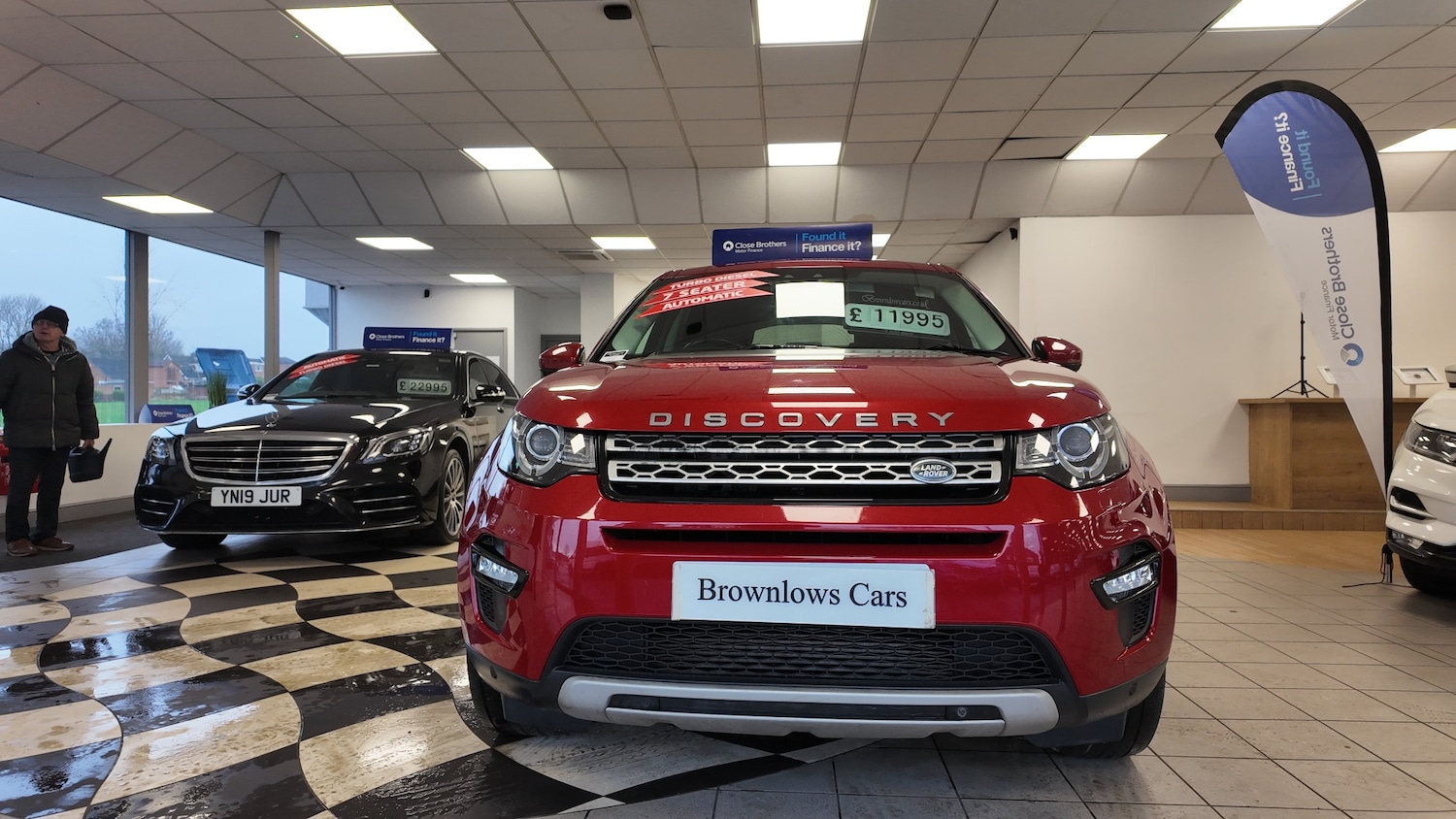 Used Land Rover Discovery Sport 2015 for sale - 77432704: Photo 2
