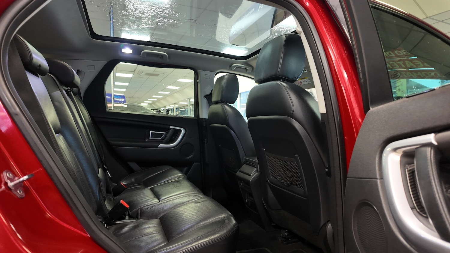 Used Land Rover Discovery Sport 2015 for sale - 77432704: Photo 25