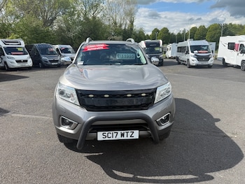Used Nissan Navara 2017 for sale - 78617792: Photo