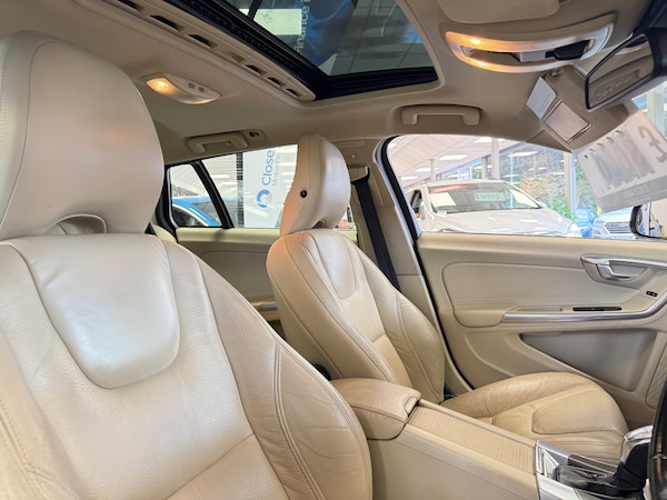 Used Volvo V60 2013 for sale - 76230510: Photo 19