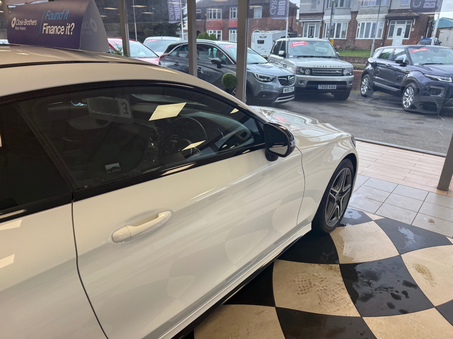 Used Mercedes-Benz C Class 2020 for sale - 77902025: Photo 10