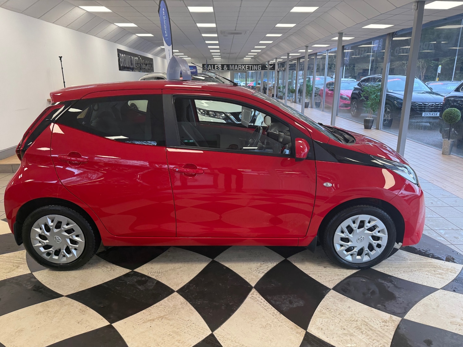 Used Toyota AYGO 2019 for sale - 77474988: Photo 12