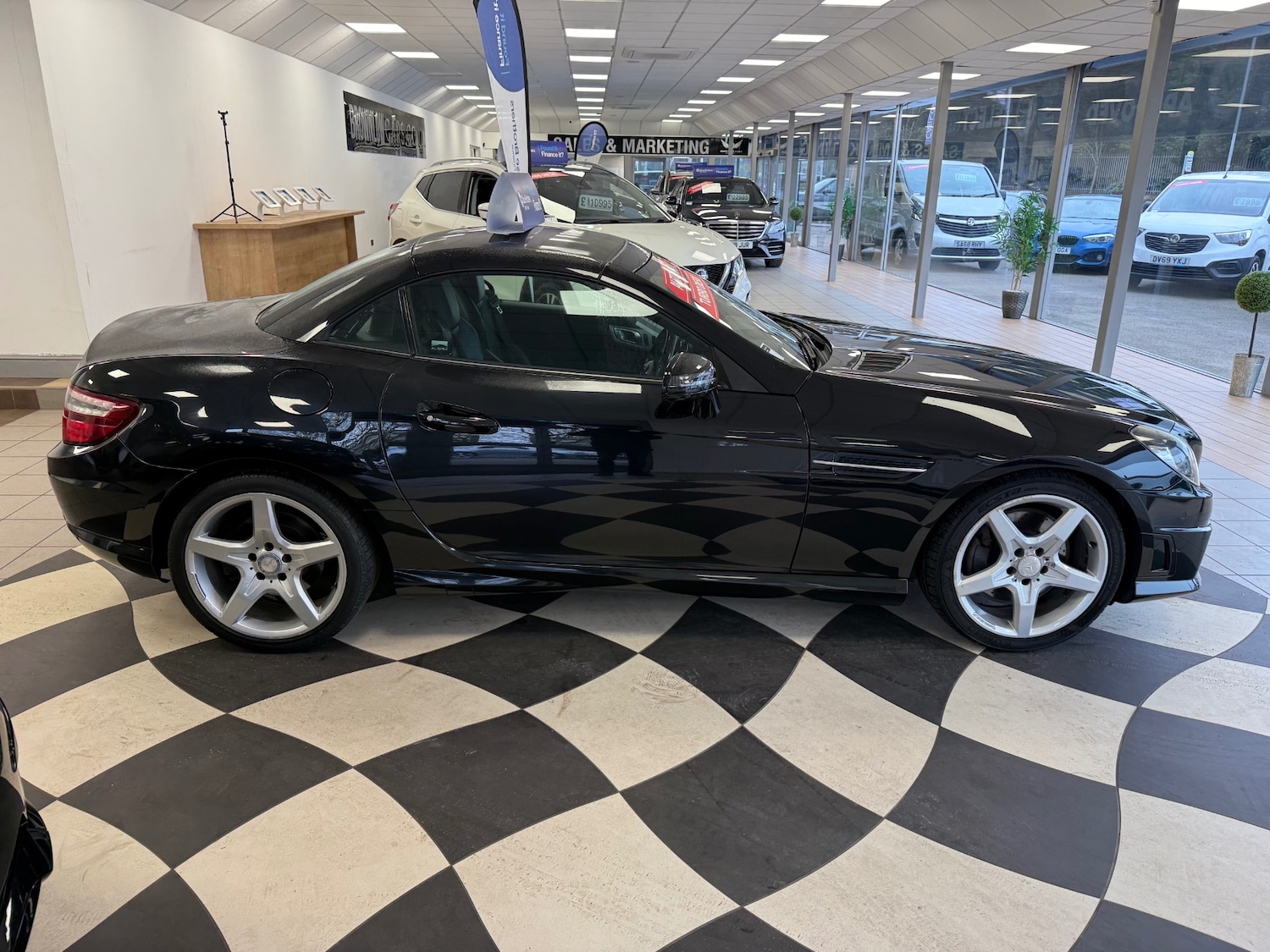 Used Mercedes-Benz SLK 2013 for sale - 77742471: Photo 19