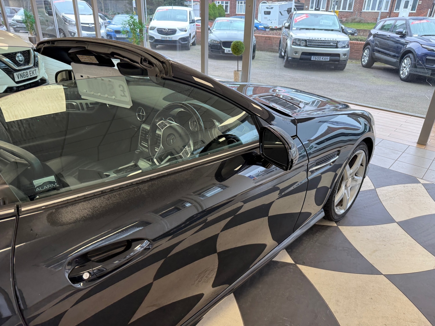 Used Mercedes-Benz SLK 2013 for sale - 77742471: Photo 9