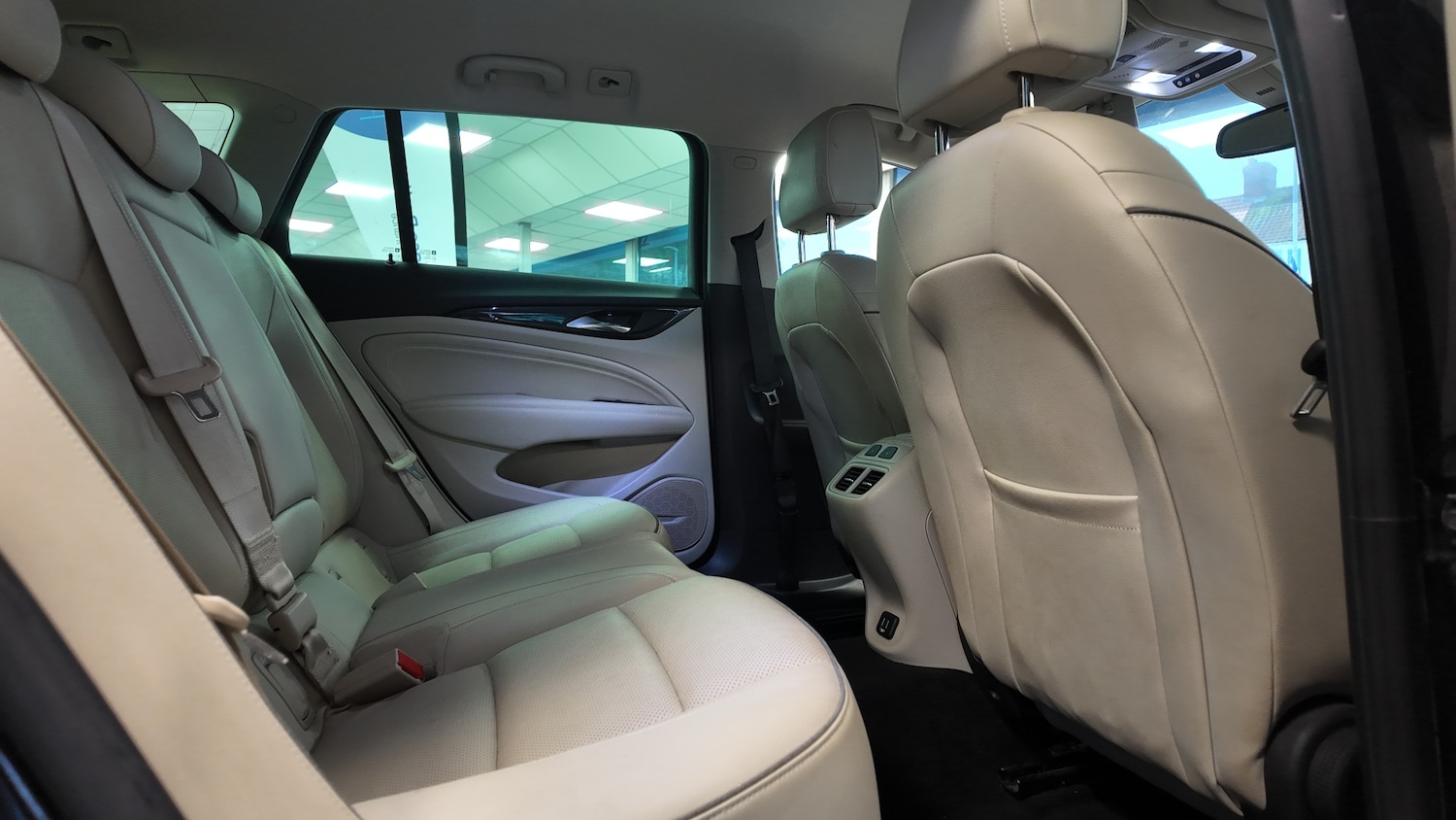 Used Vauxhall Insignia 2018 for sale - 76719136: Photo 25