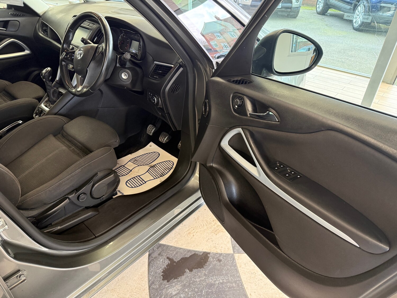 Used Vauxhall Zafira 2017 for sale - 77701514: Photo 21