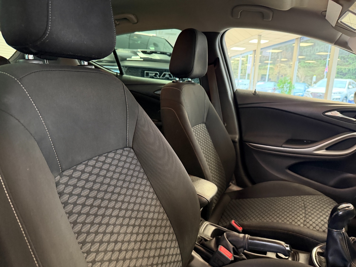 Used Vauxhall Astra 2018 for sale - 76253625: Photo 12