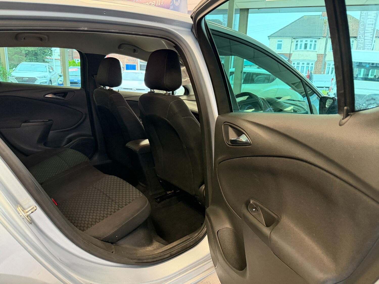 Used Vauxhall Astra 2018 for sale - 76253625: Photo 26