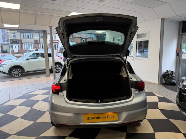 Used Vauxhall Astra 2018 for sale - 76253625: Photo 31