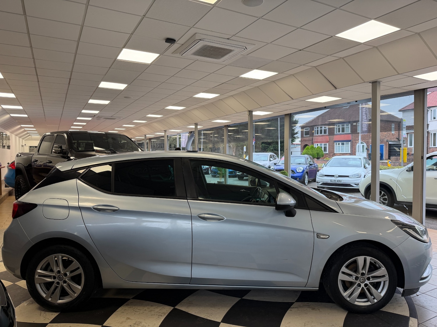 Used Vauxhall Astra 2018 for sale - 76253625: Photo 6