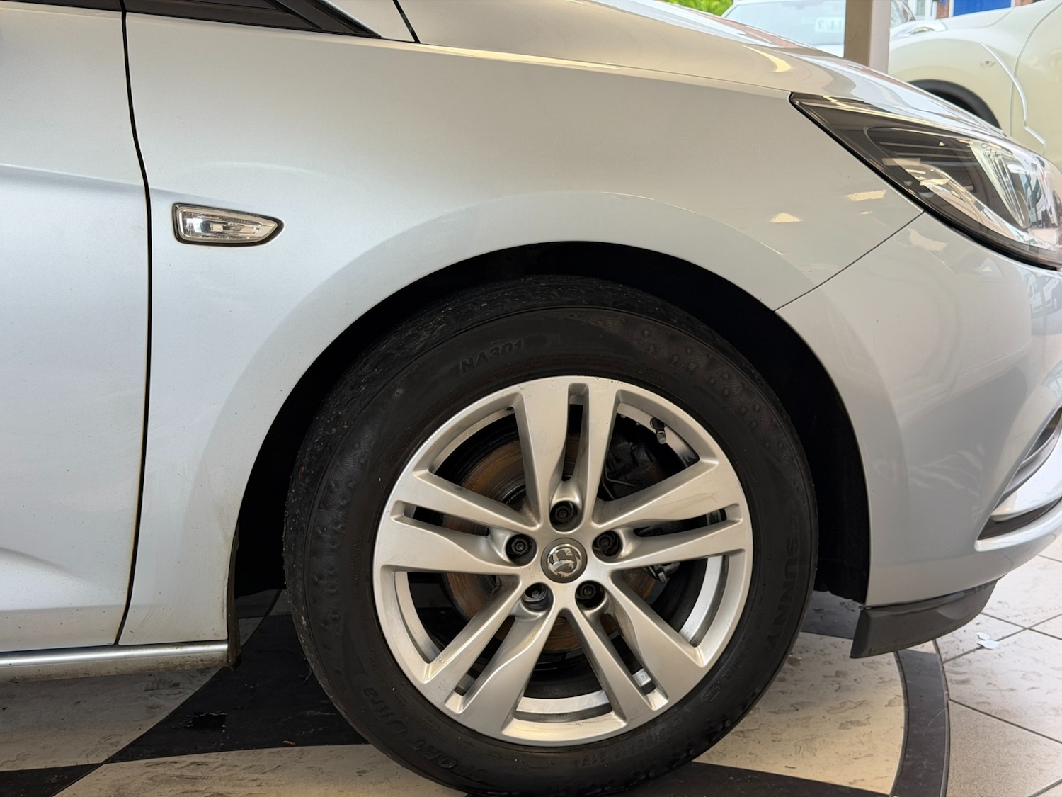 Used Vauxhall Astra 2018 for sale - 76253625: Photo 7