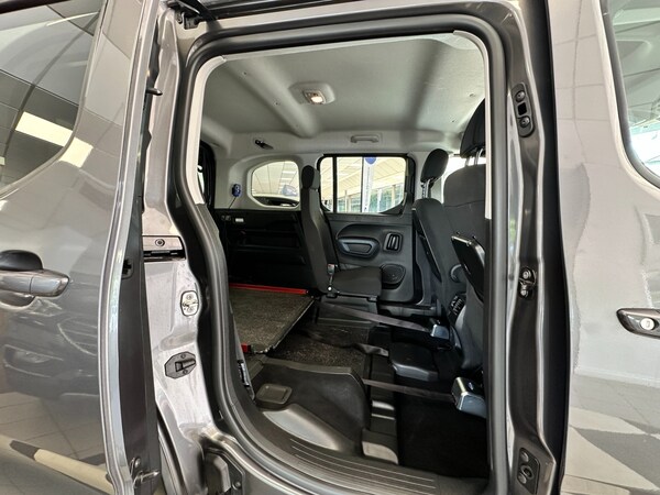 Used Peugeot Rifter 2020 for sale - 74576989: Photo 26