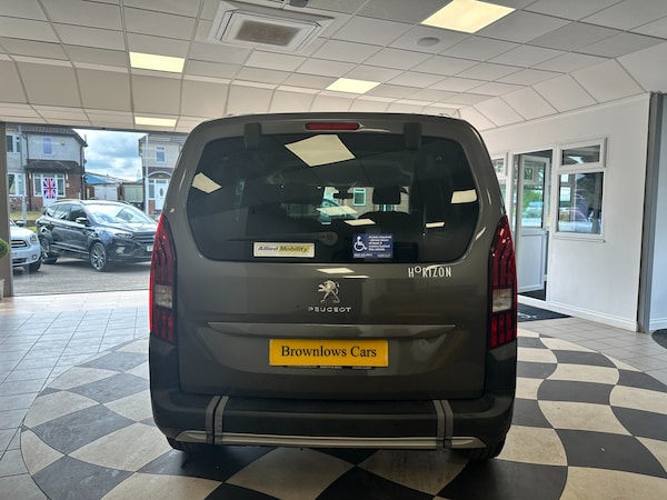 Used Peugeot Rifter 2020 for sale - 74576989: Photo 5
