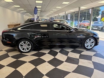 Used Jaguar XJ 2016 for sale - 78442367: Photo