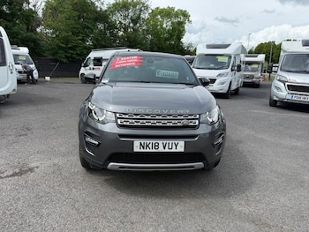 Used Land Rover Discovery Sport 2018 for sale - 79342602: Photo