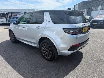 Used Land Rover Discovery Sport 2019 for sale - 79342594: Photo