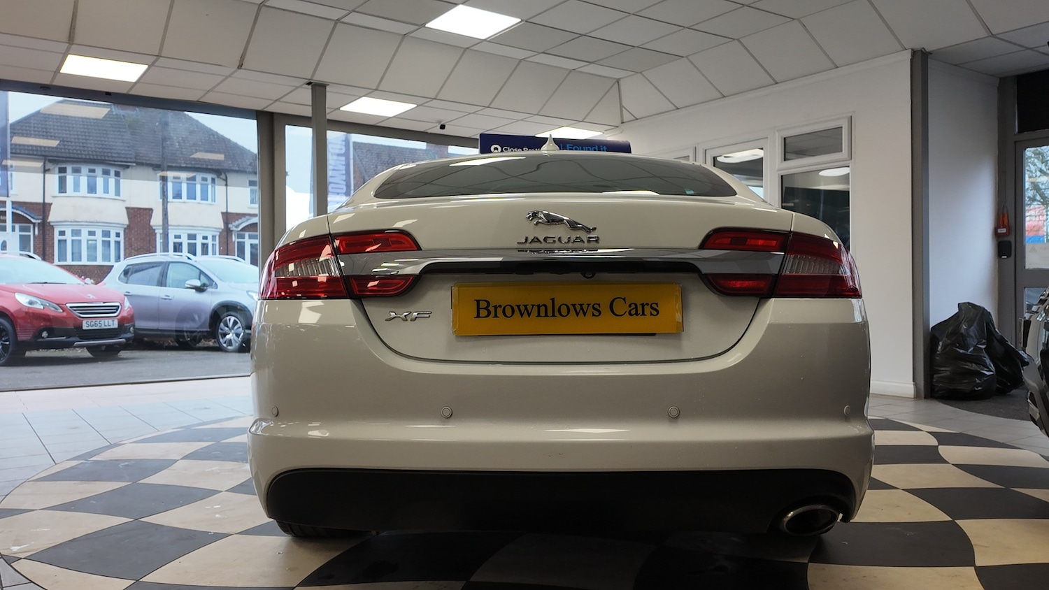 Used Jaguar XF 2014 for sale - 76791584: Photo 5