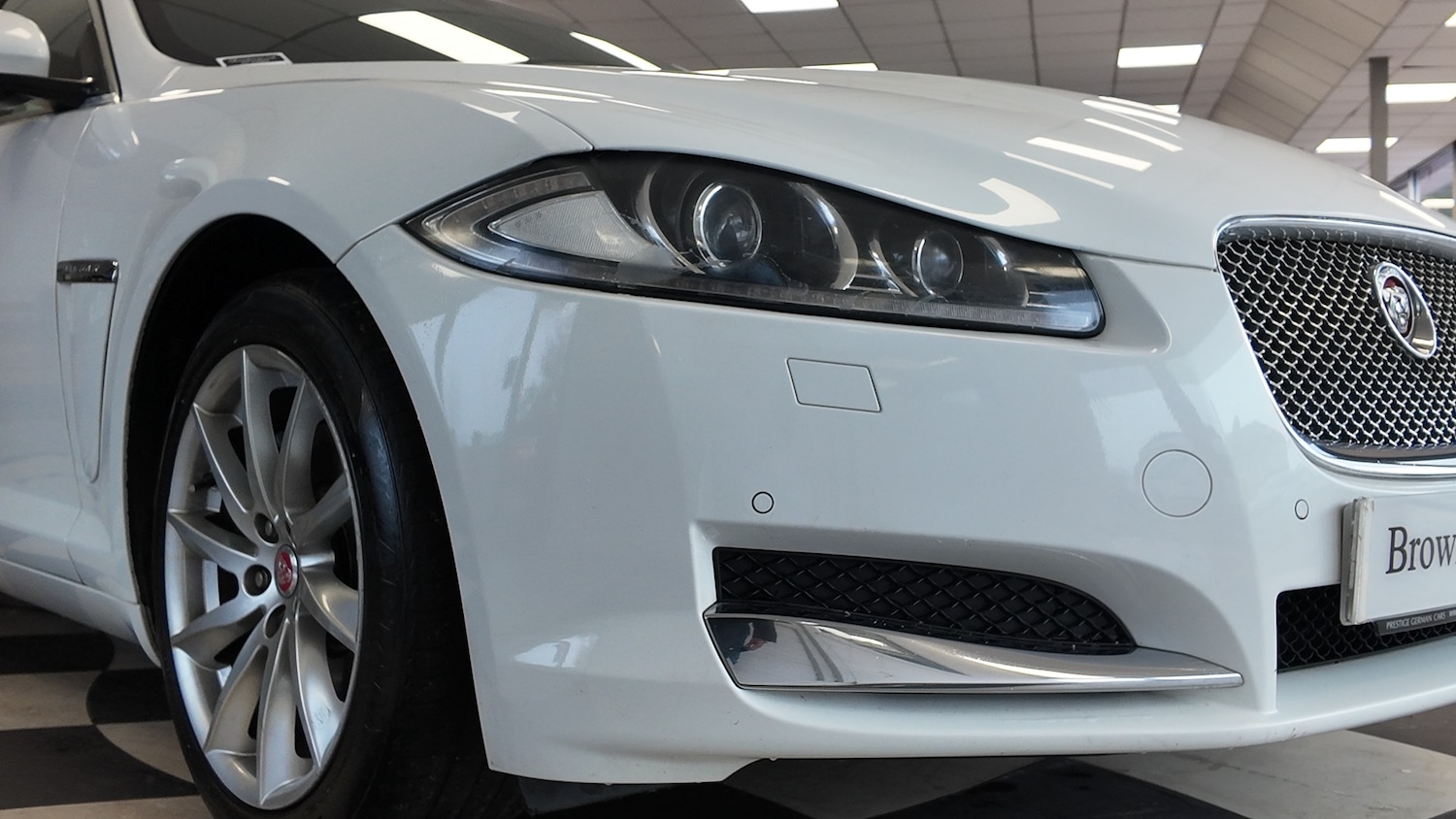 Used Jaguar XF 2014 for sale - 76791584: Photo 8