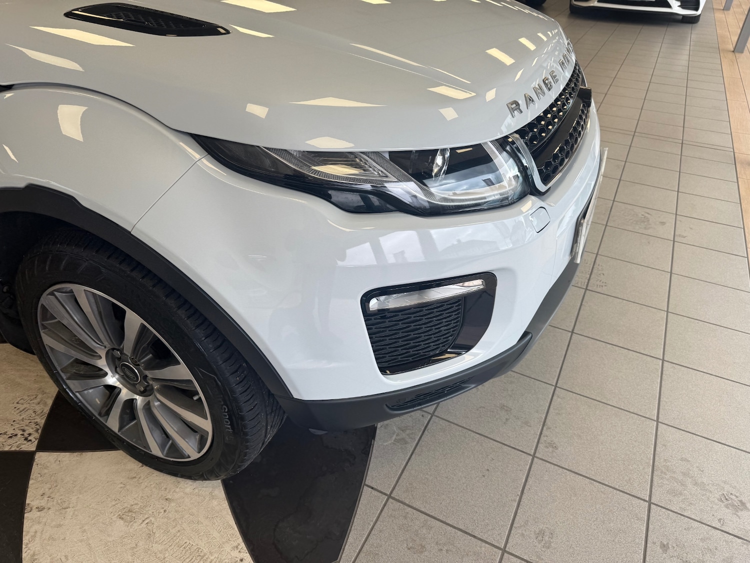 Used Land Rover Range Rover Evoque 2017 for sale - 78121963: Photo 10