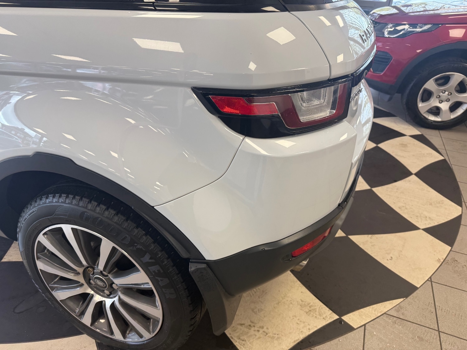 Used Land Rover Range Rover Evoque 2017 for sale - 78121963: Photo 17