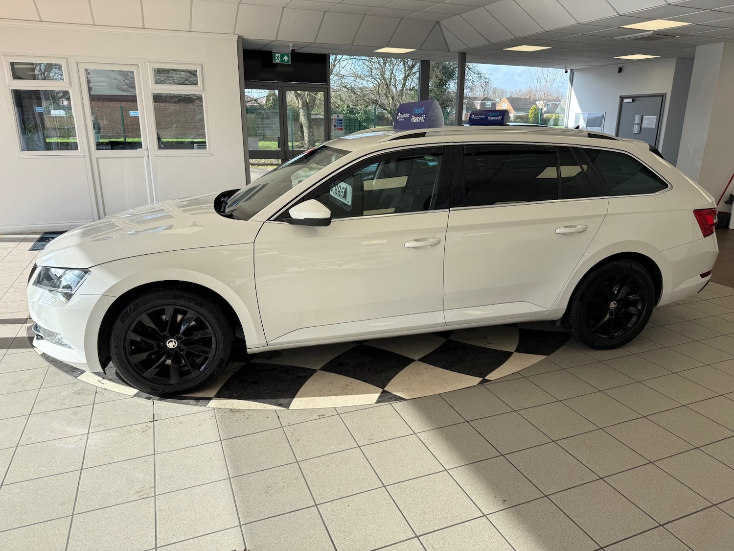 Used Skoda Superb 2015 for sale - 77639835: Photo 7