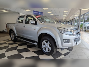 Used Isuzu D-Max 2015 for sale - 74718780: Photo