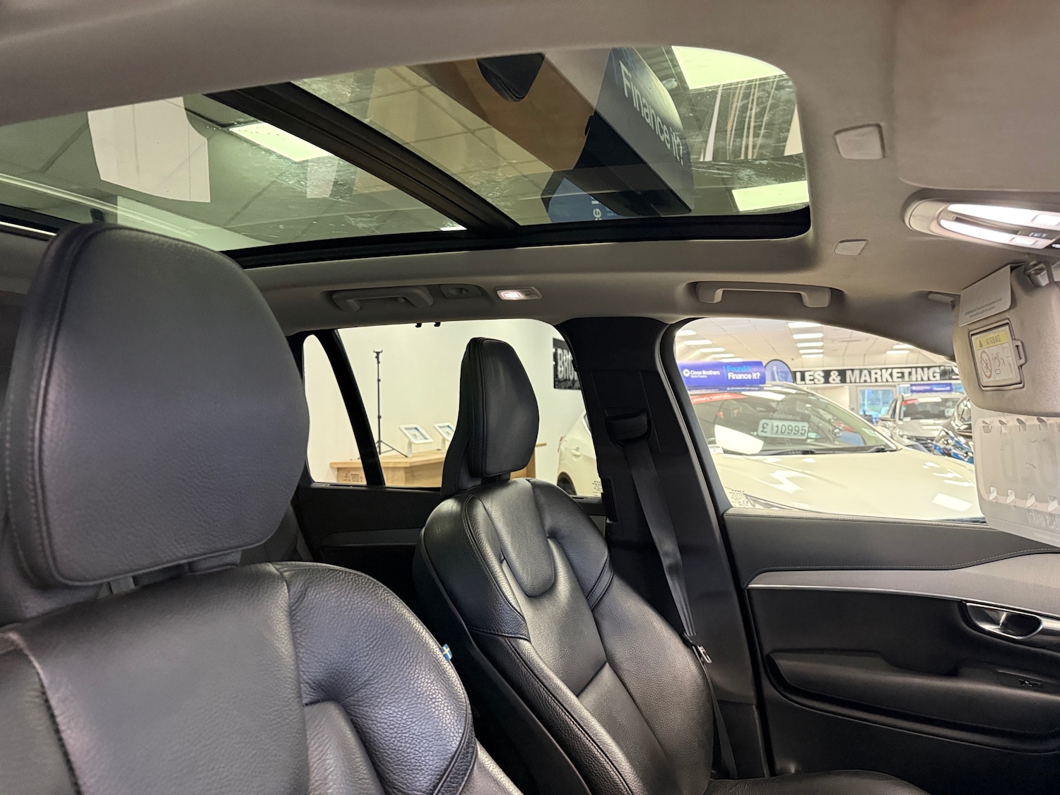 Used Volvo XC90 2023 for sale - 77640383: Photo 25