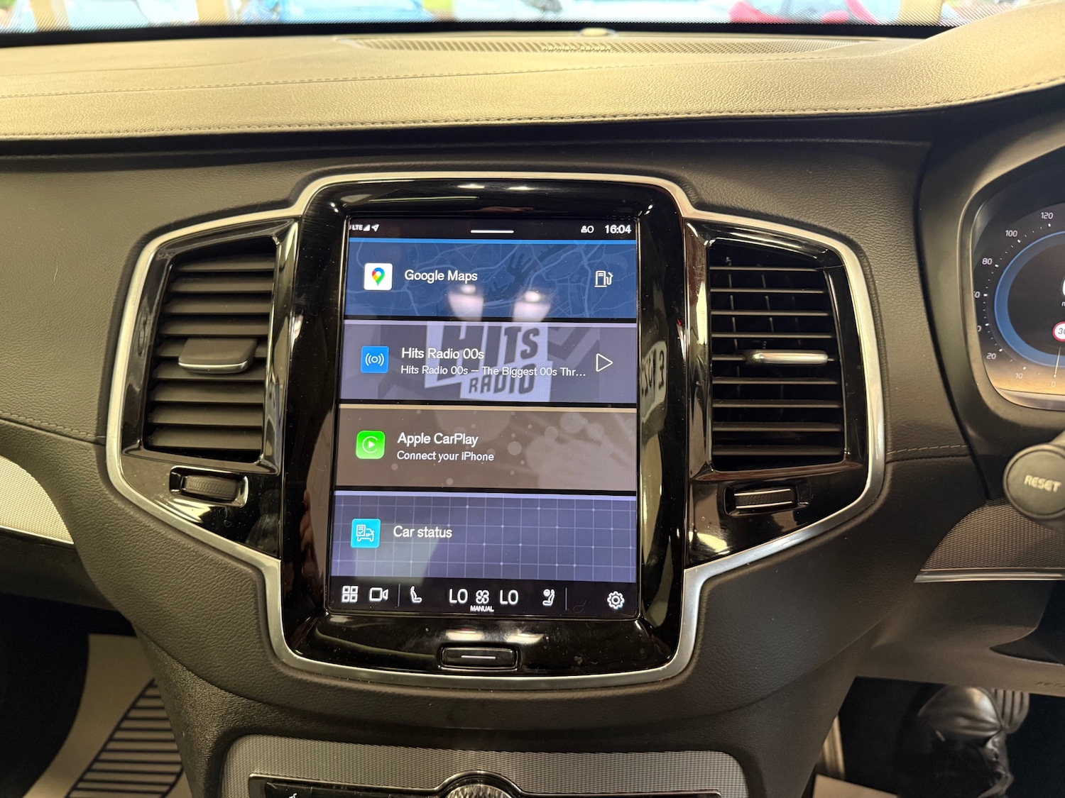 Used Volvo XC90 2023 for sale - 77640383: Photo 28