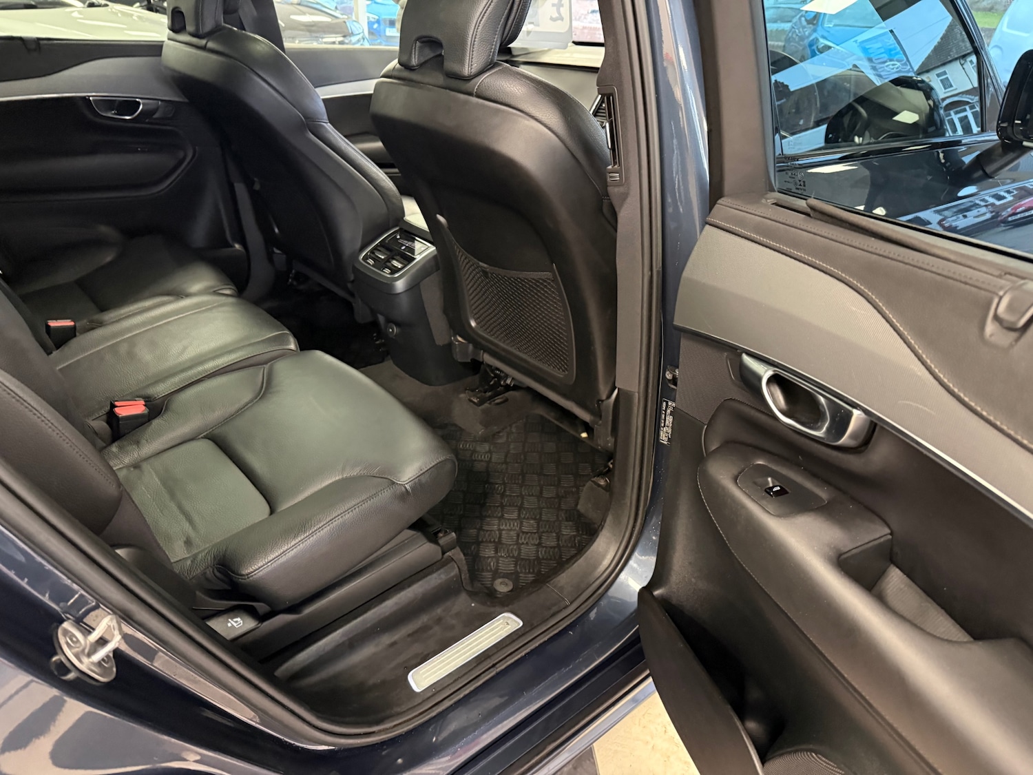 Used Volvo XC90 2023 for sale - 77640383: Photo 30