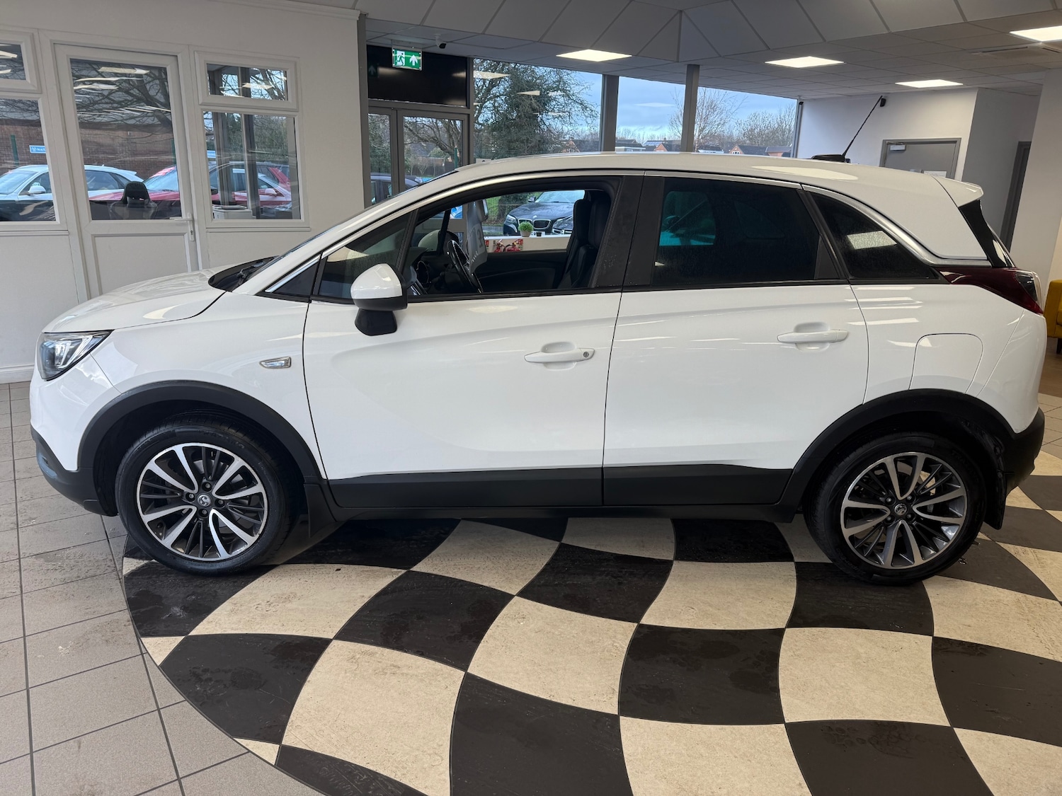 Used Vauxhall Crossland X 2018 for sale - 77069082: Photo 4