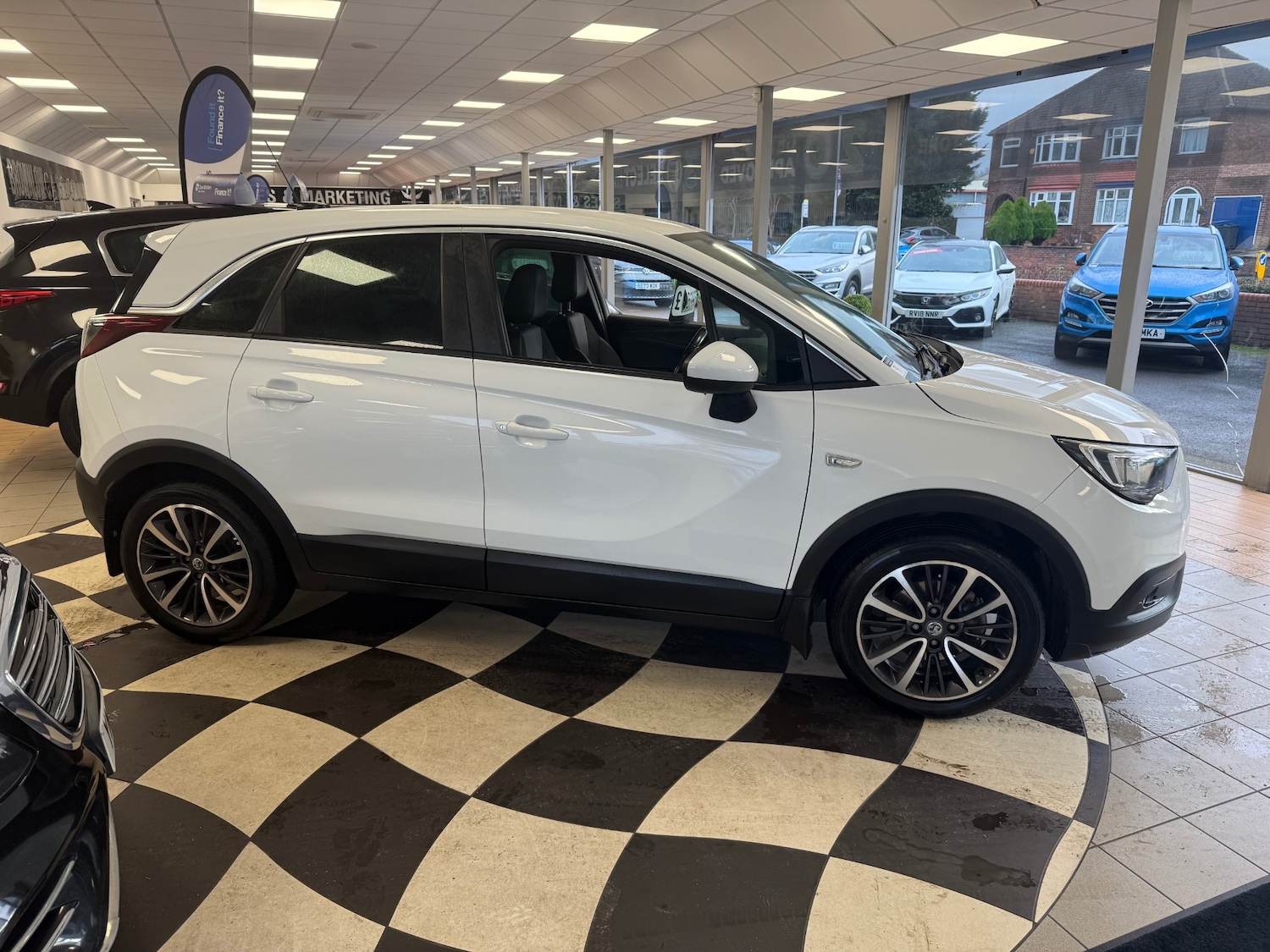 Used Vauxhall Crossland X 2018 for sale - 77069082: Photo 5