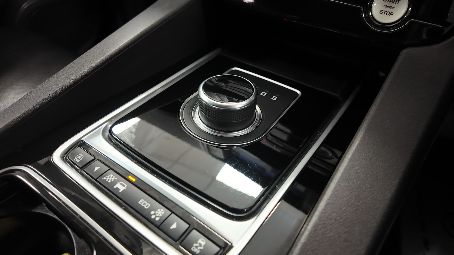 Used Jaguar F-Pace 2017 for sale - 77272554: Photo 21