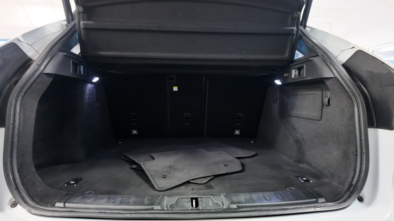 Used Jaguar F-Pace 2017 for sale - 77272554: Photo 35