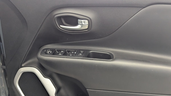 Used Jeep Renegade 2017 for sale - 75638107: Photo 24