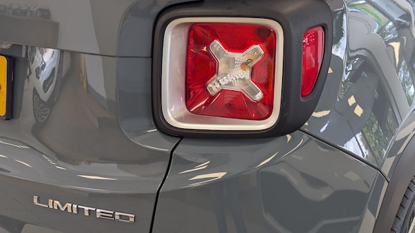 Used Jeep Renegade 2017 for sale - 75638107: Photo 33