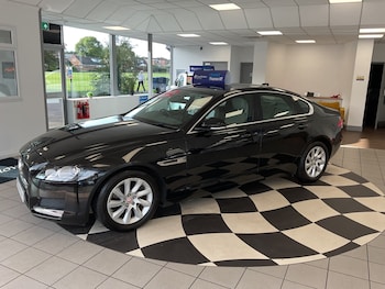 Used Jaguar XF 2015 for sale - 76008399: Photo
