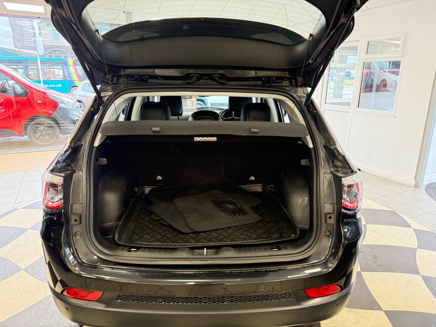 Used Jeep Compass 2018 for sale - 76436189: Photo 31