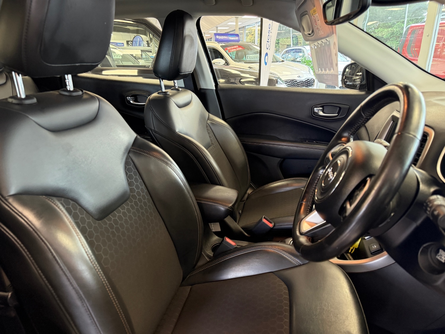 Used Jeep Compass 2018 for sale - 76436189: Photo 8