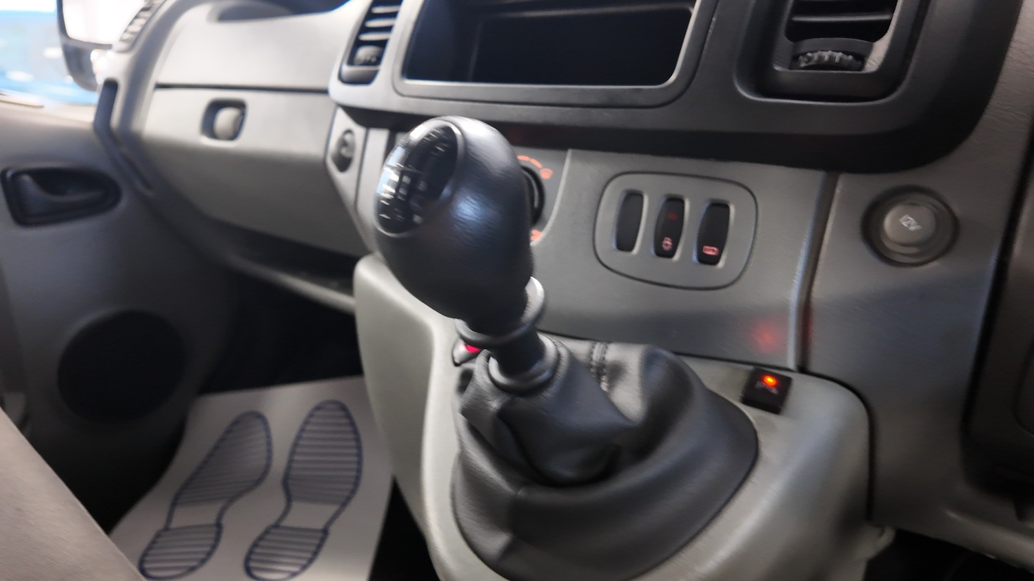 Used Vauxhall Vivaro 2014 for sale - 76276990: Photo 16