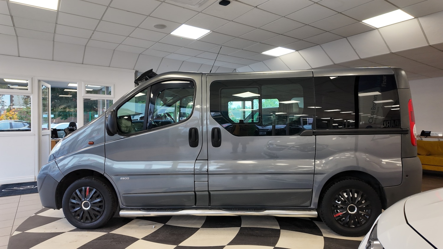 Used Vauxhall Vivaro 2014 for sale - 76276990: Photo 4