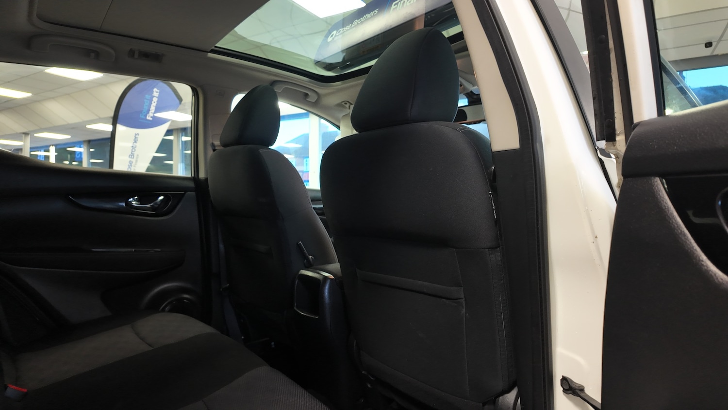 Used Nissan Qashqai 2015 for sale - 76920145: Photo 25